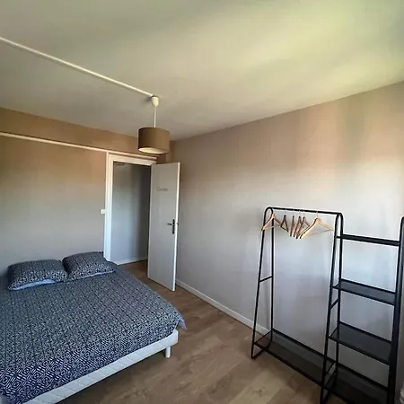 Superbe Proche De La Apartment