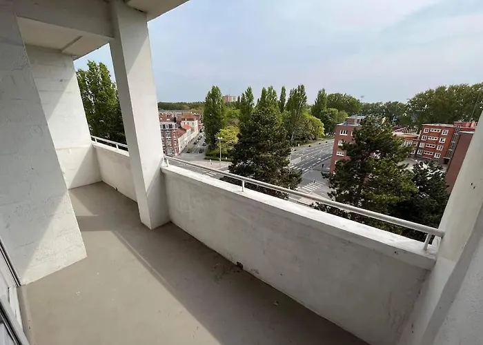 Superbe Proche De La